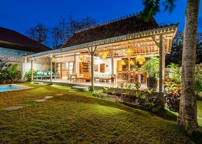 Spacious 3bdrs - Passiflore Bingin Villa *