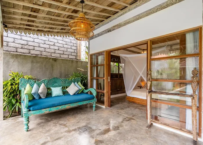 Spacious 3bdrs - Passiflore Bingin