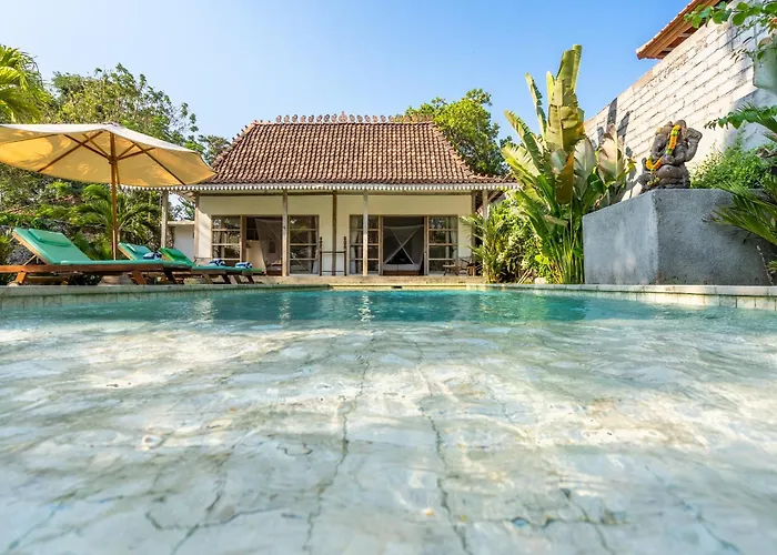 Villa Spacious 3bdrs - Passiflore Bingin